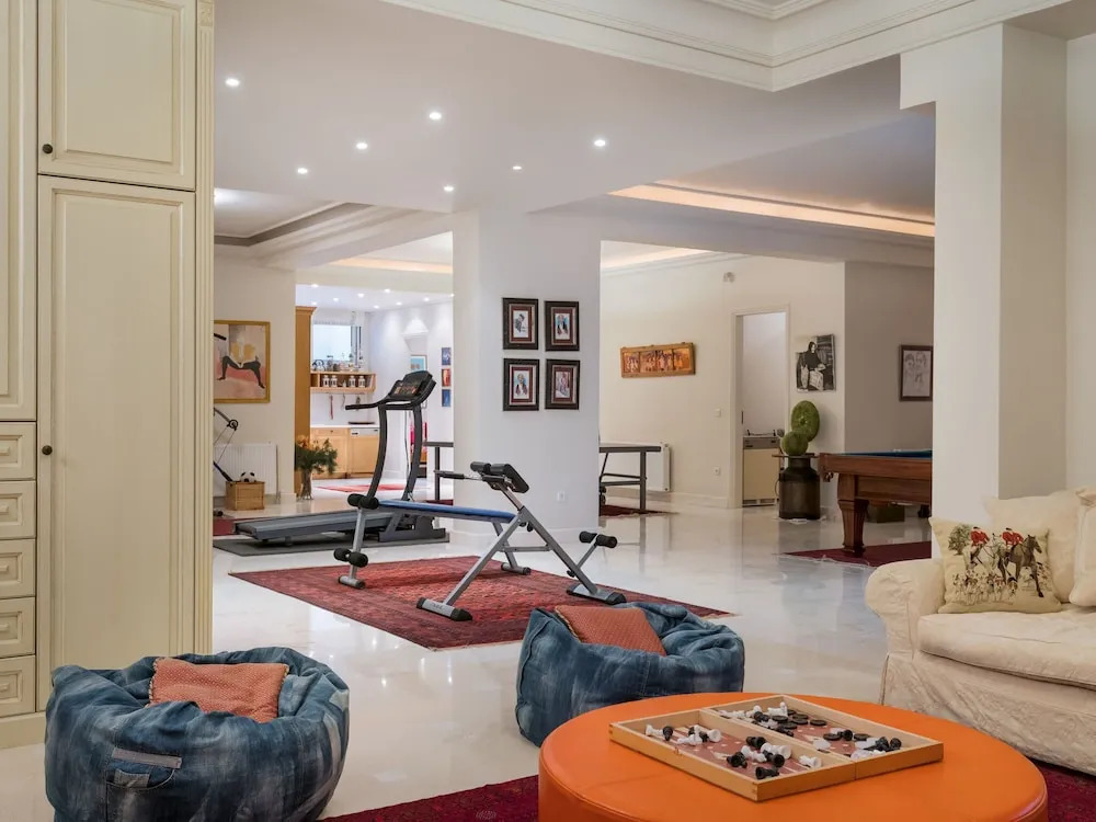 Beautiful Villa in Attica With Sauna