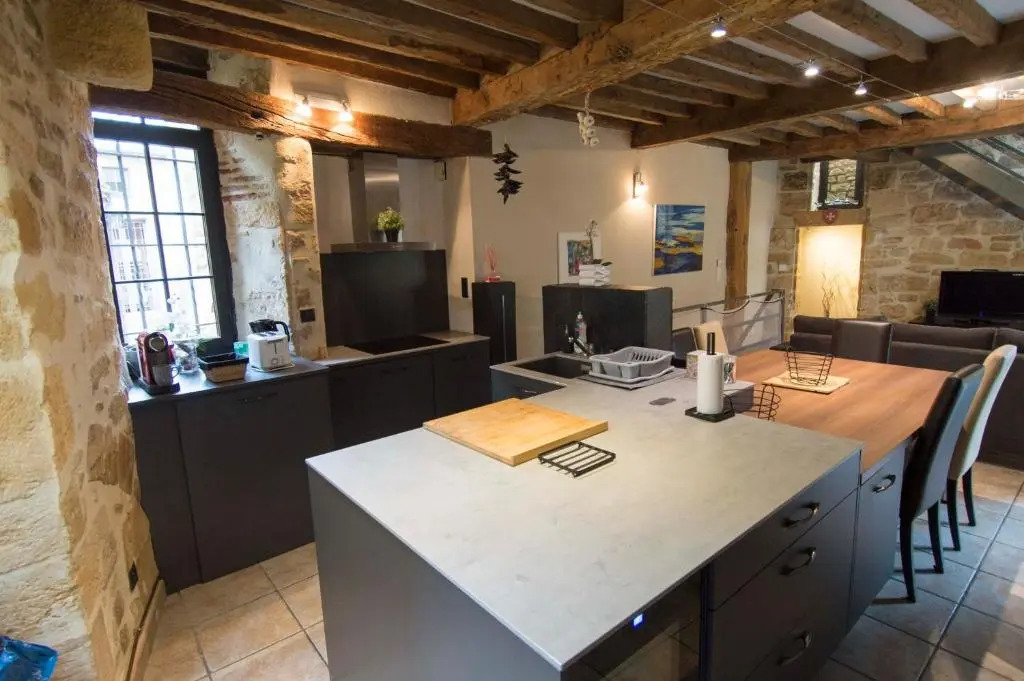 Sarlat, centre historique, La Mirande, appartement de style, 5 pers