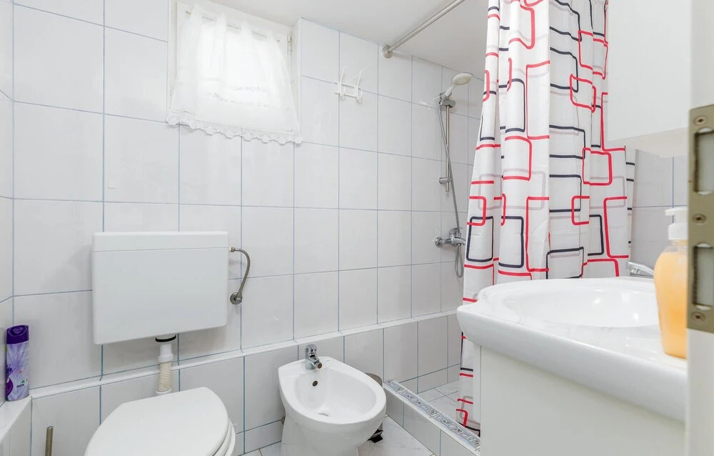 Four-Bedroom Holiday Home In Vodnjan