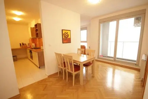 Petros Apartments