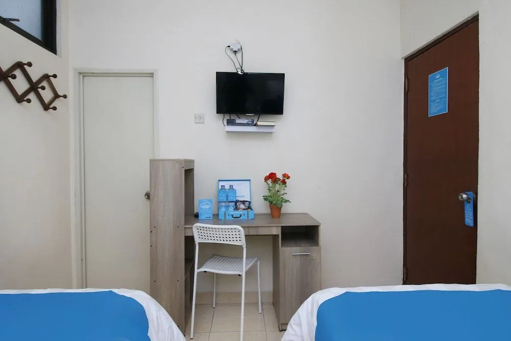 Airy Eco Syariah Senen Kramat Enam 28 Jakarta