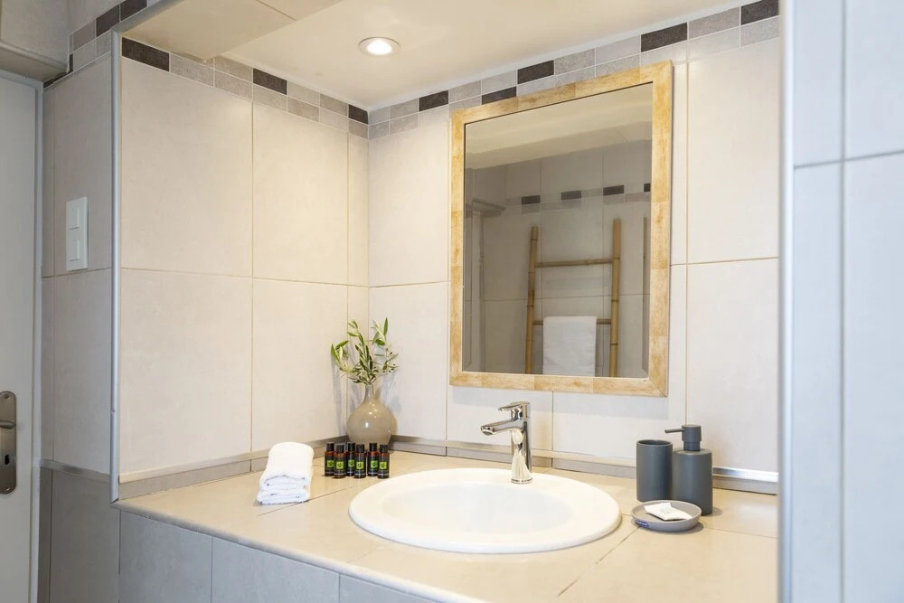 Captains house suites