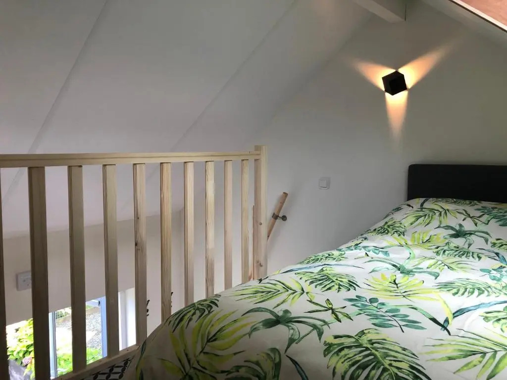 Flora’s B&B