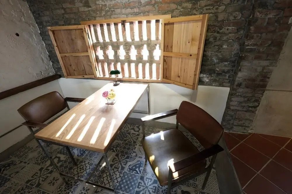 香蕉與黑膠 Yellow And Black Guest House