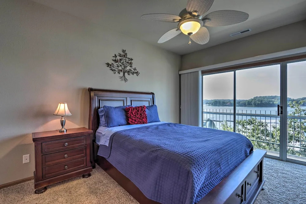 Lake-view Pool + Boat Slip! Ozarks Condo