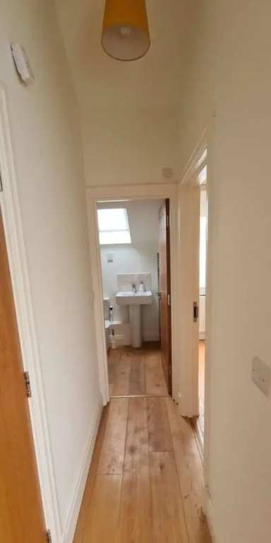 Lovely 1-bed Loft in Newport