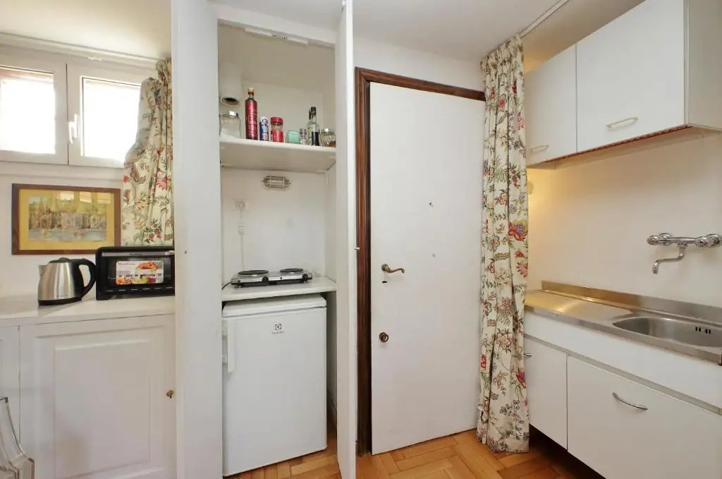 Lovely Apartment Via Sistina