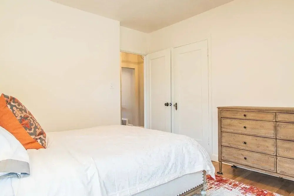 Stunning Rose Garden - San Jose Two Bedroom