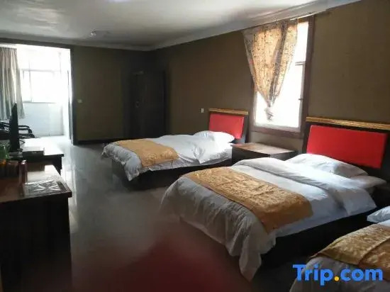 Jinping Linquan Hotel