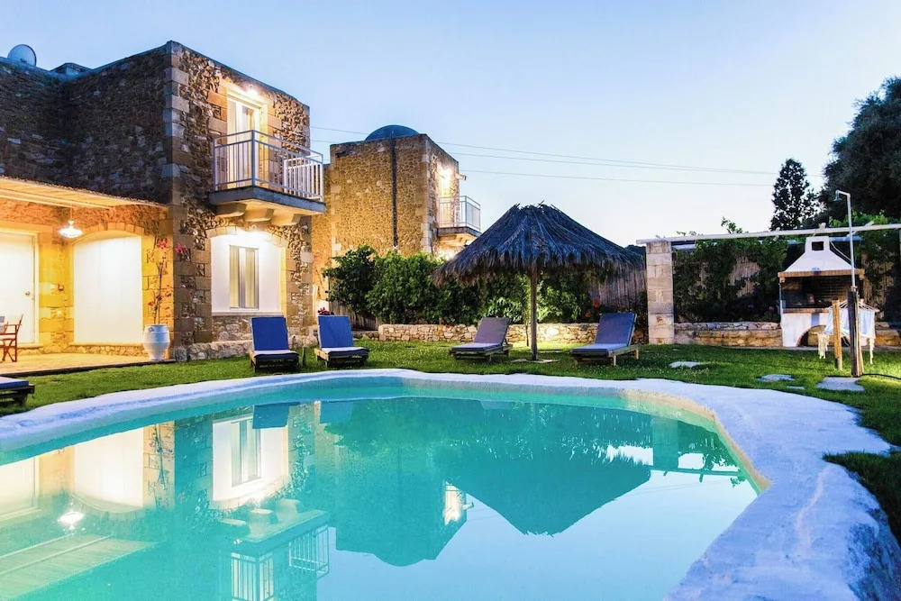 Mysigt Villa - Next To Platanias, 2min From Beach