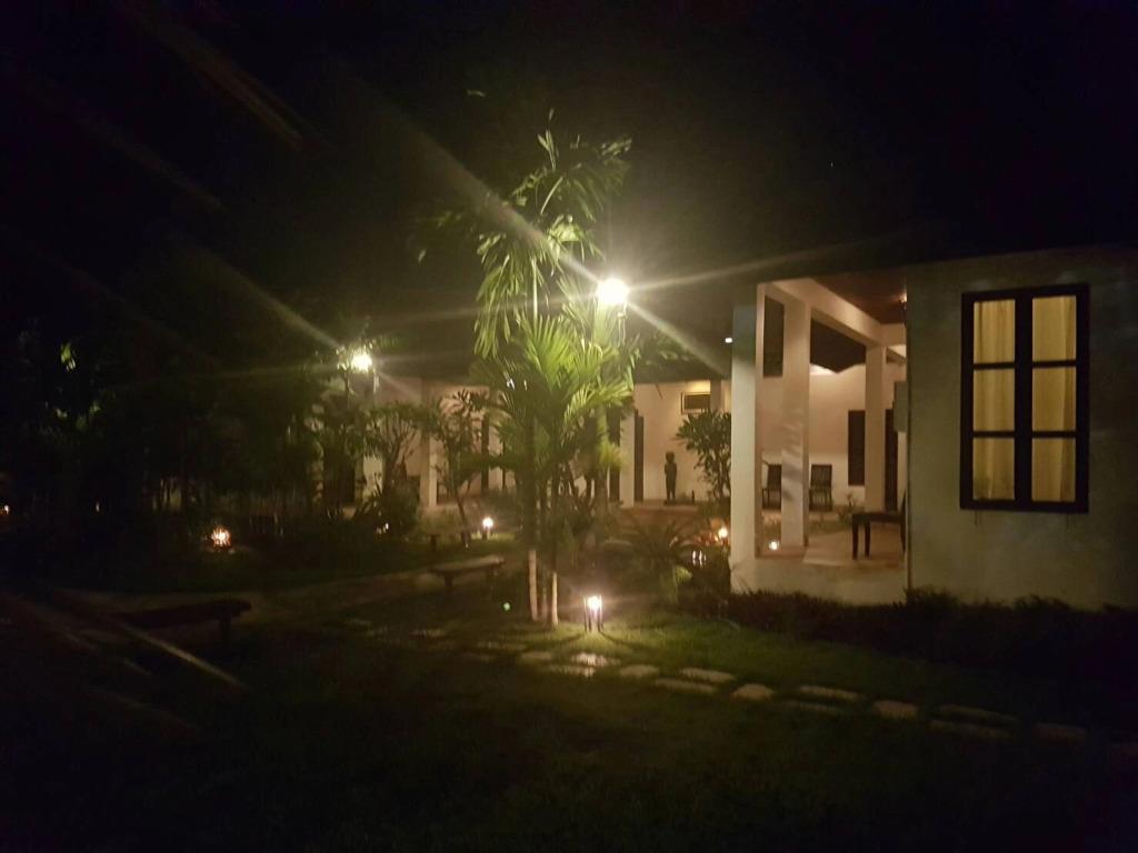 Villa Thakhek