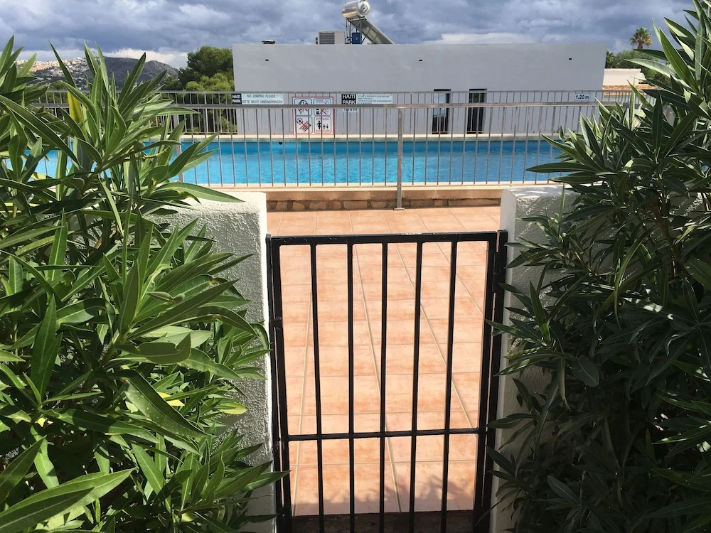 Beautiful 2 Bedroom Apartment