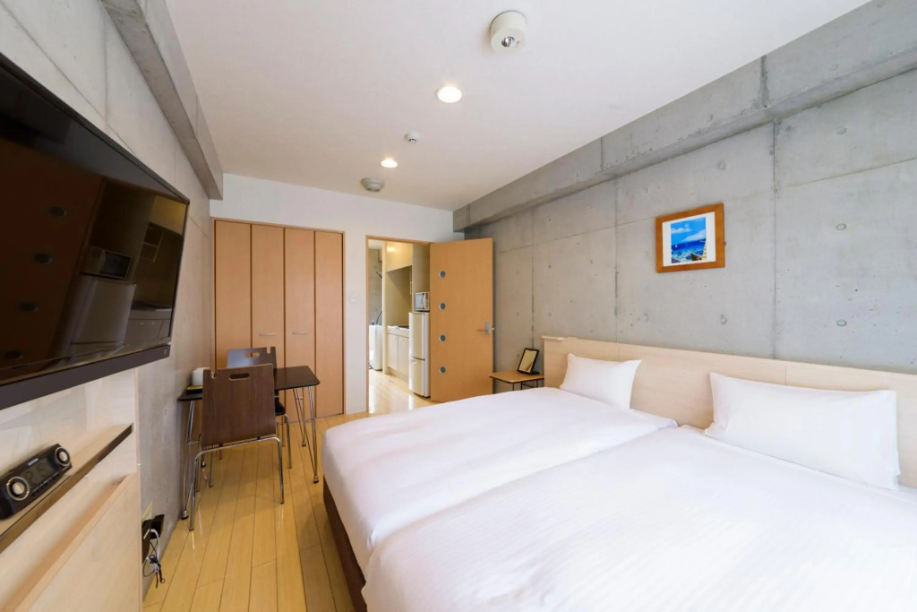 NAHA-WEST INN