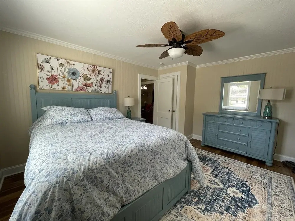 Gracie's Place 2 Bedroom Cottage