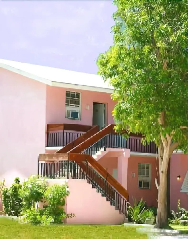 Orchard Garden Hotel & Suites