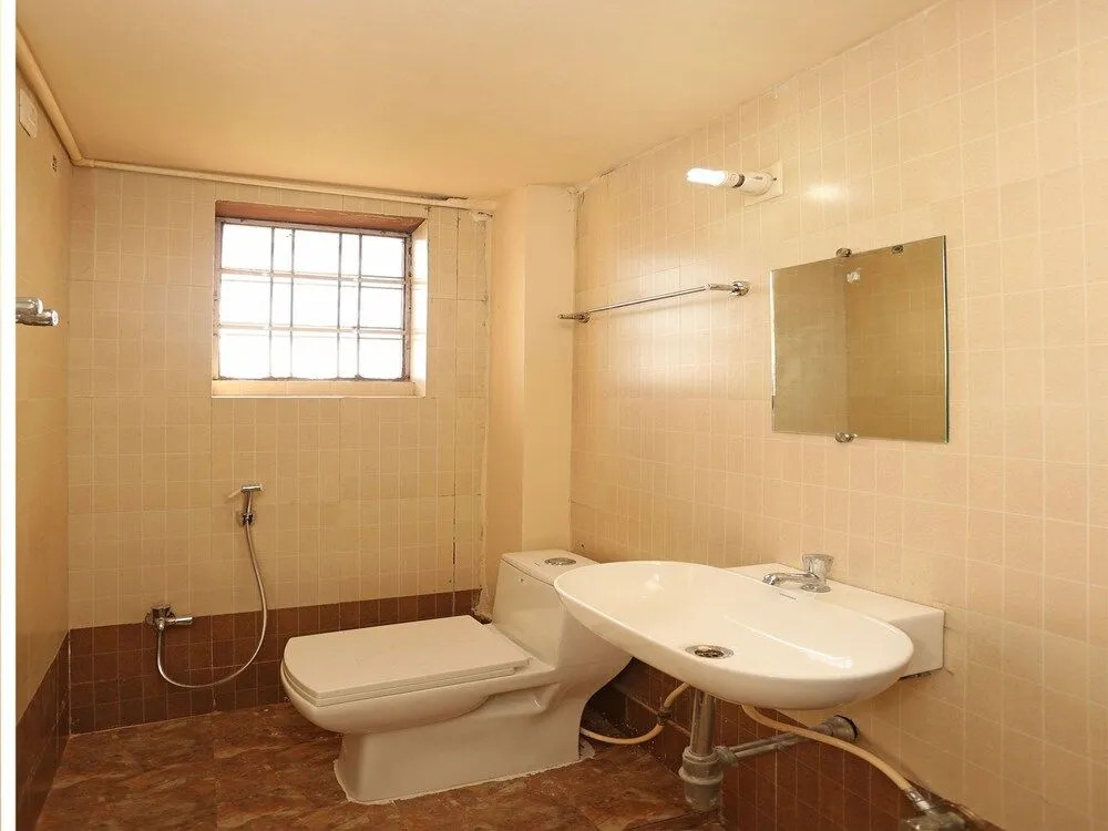 OYO 9723 Home Farm Stay Connaught Palace