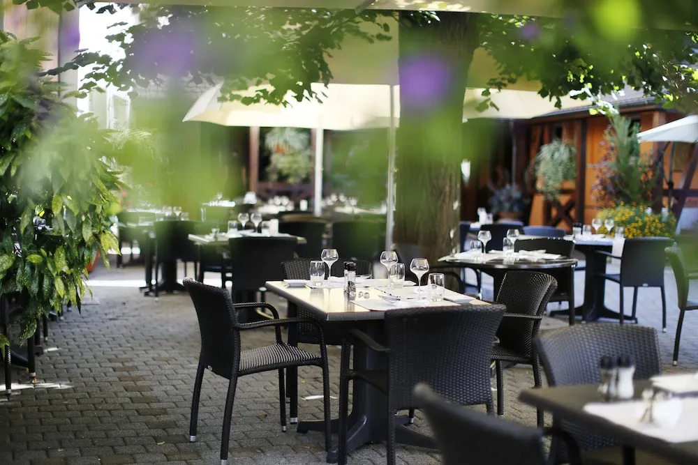 Aux Deux Clefs - Hôtel Restaurant Groff