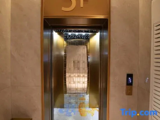 Yaduo Hotel (Wenming Road Binhe Qingcheng Branch)