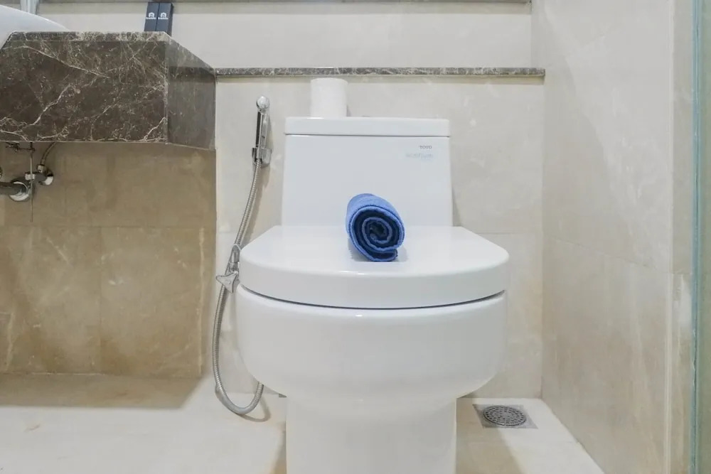 Lavish 2br Apartment Connected To Tunjungan Plaza at One Icon Residence