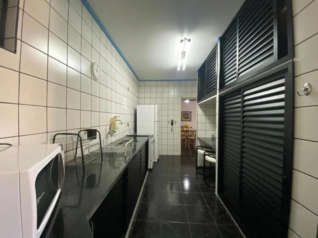 Apartamento na praia grande 350 m da praia ATE 08 PES