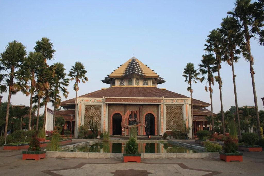 Monginsidi Guest House