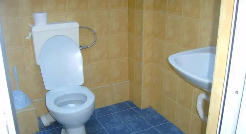 Summer SZ Guest House