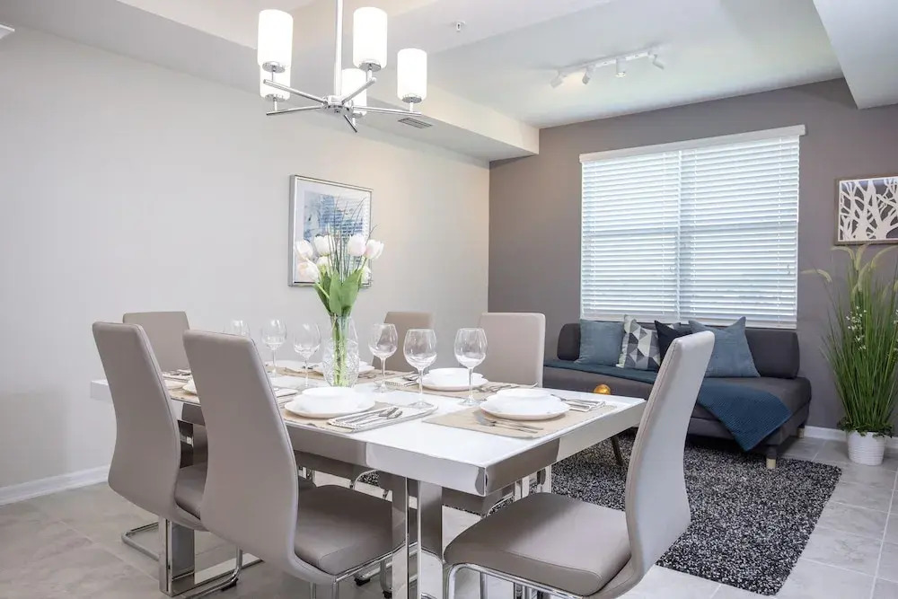 Gorgeous Two Bedroom Apt Close to Disney 306 4721 Storey Lake Resort