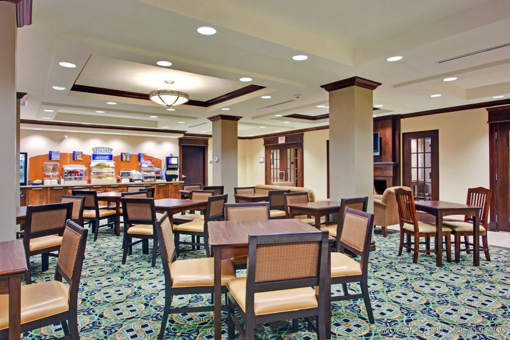 Holiday Inn Express & Suites Huntsville by IHG