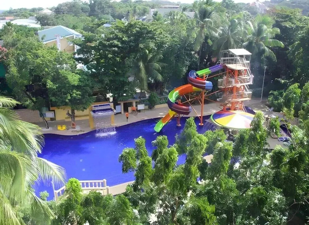 Paradise Station 3 Garden Boracay Resort by JustGoFun