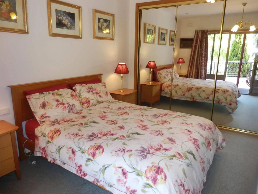 Mast Gully Gardens Bed & Breakfast