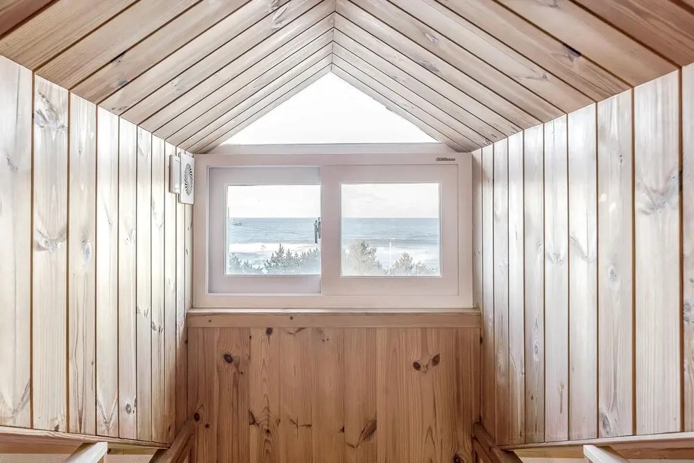 Gangneung Gyeongpo Blue Beach Pension