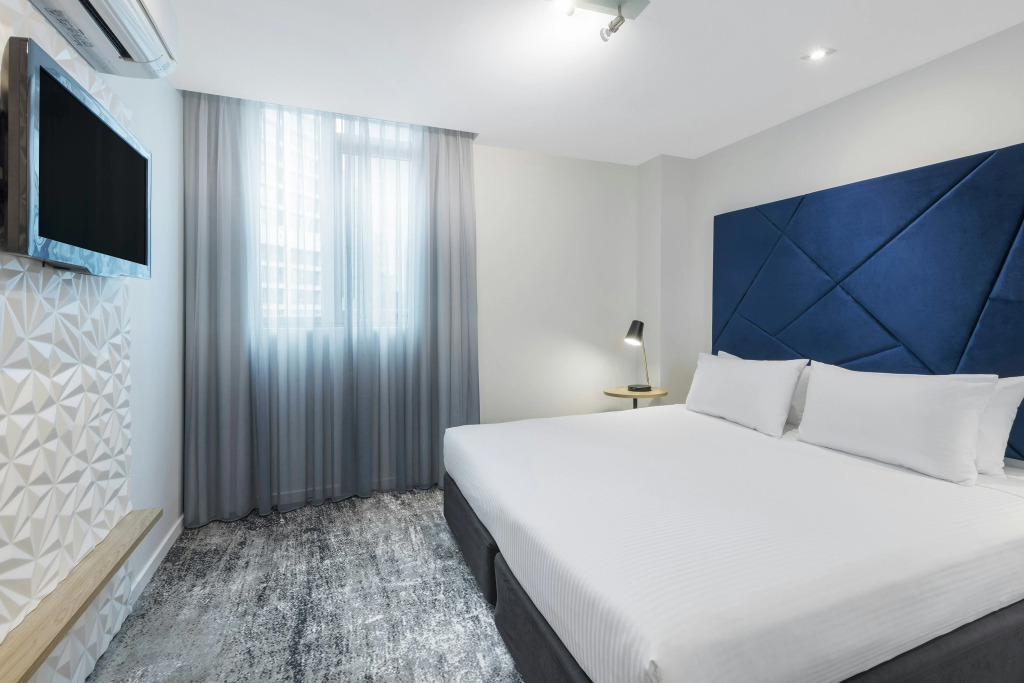 Brady Apartment Hotel Flinders Street