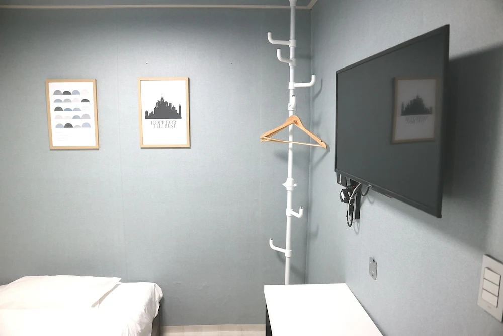 Toy Guesthouse