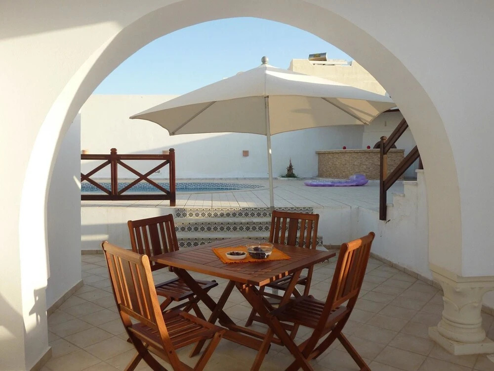 House With 3 Bedrooms in Houmt Souk, With Wonderful sea View, Private