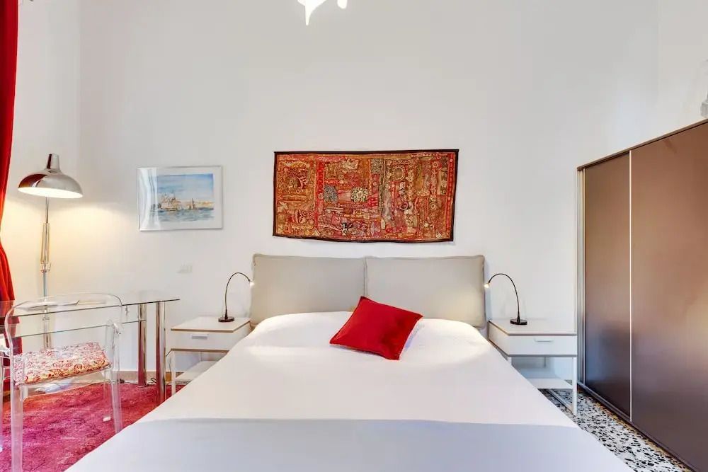 Cozy Apartment with Garden in Dorsoduro