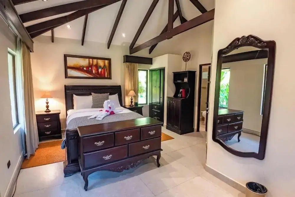 Marenaz Oceanfront Resort