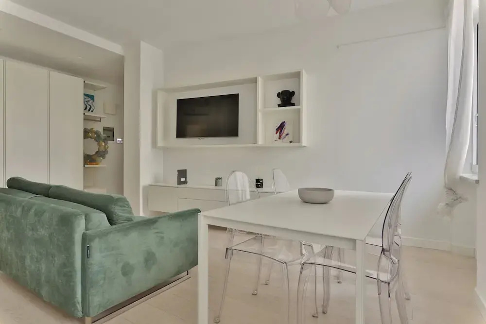 Elegant 2-bed apt in the Centre of Milan