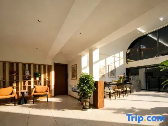 MOUNTAIN•DESIGNE Oxygen-rich Scenic Stay (Moonlight Square, Dukezong Ancient Town)