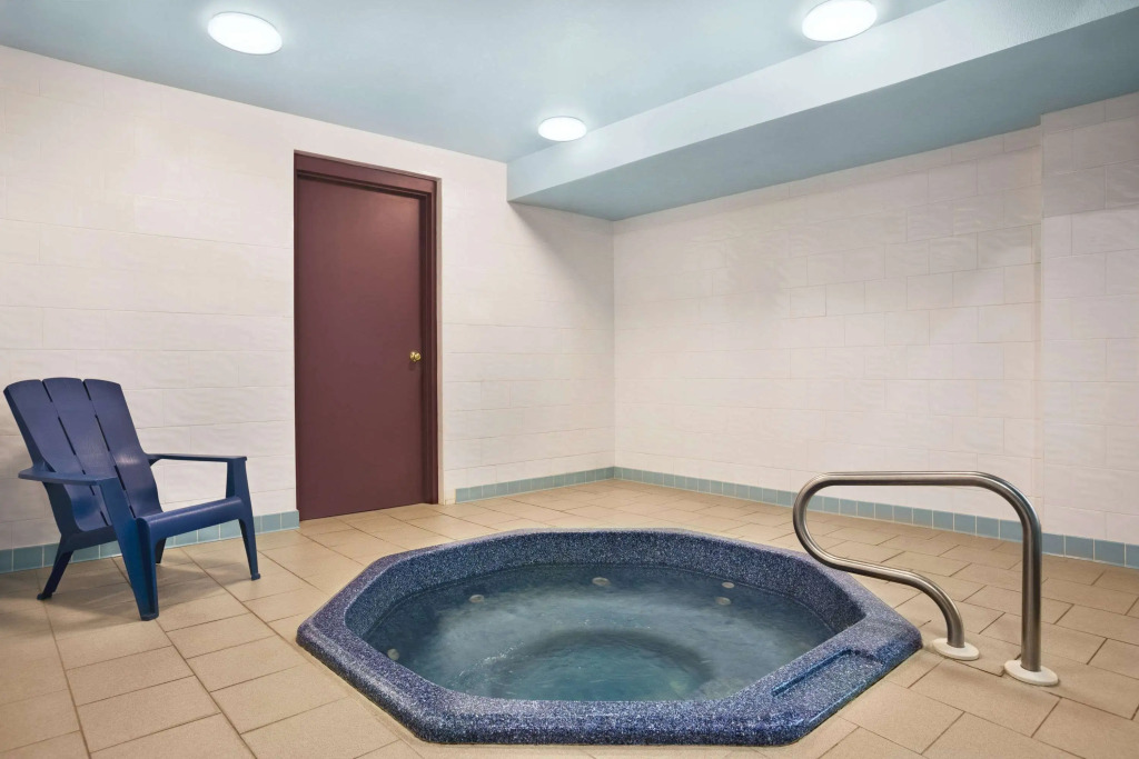 Days Inn by Wyndham Leamington