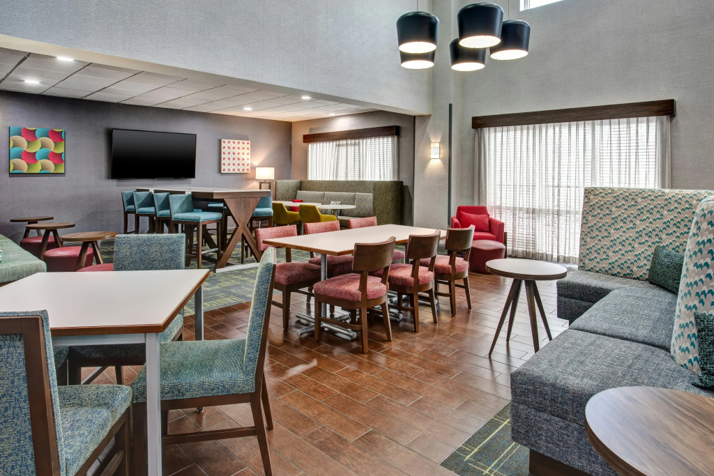 Hampton Inn & Suites Cape Coral / Fort Myers