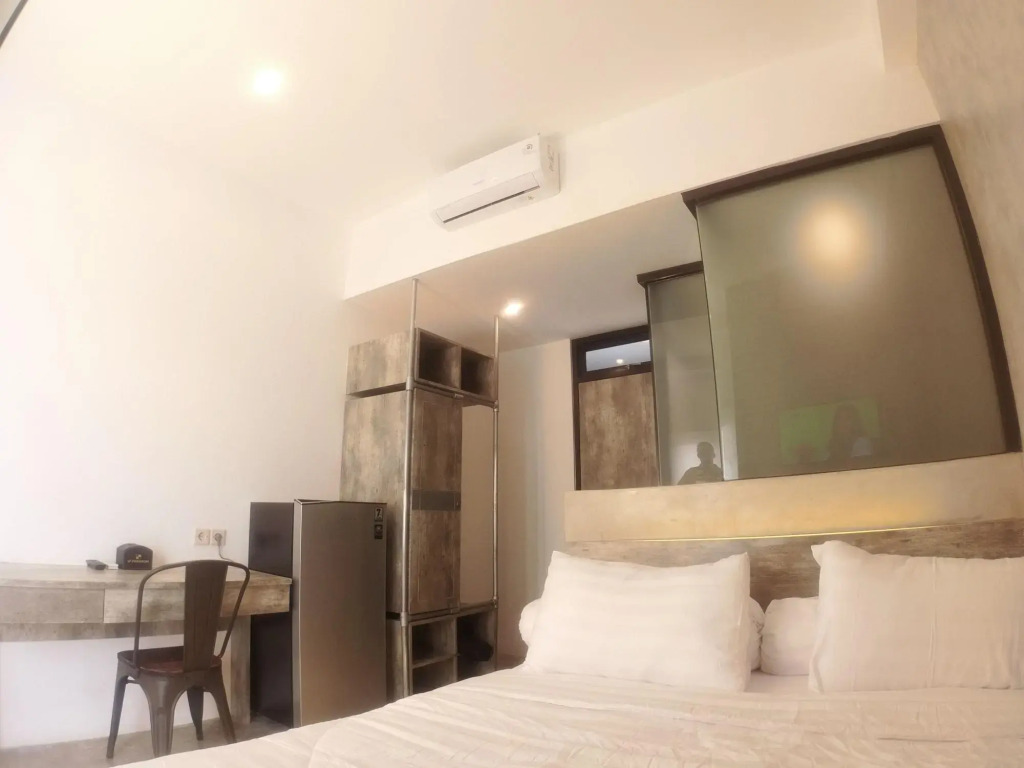 Dparagon Gajah Mada