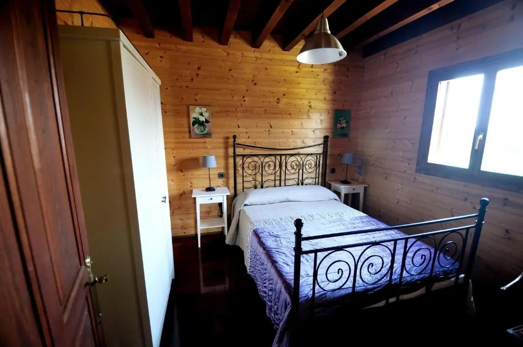 House With 3 Bedrooms in Albuerne, With Enclosed Garden - 6 km From th