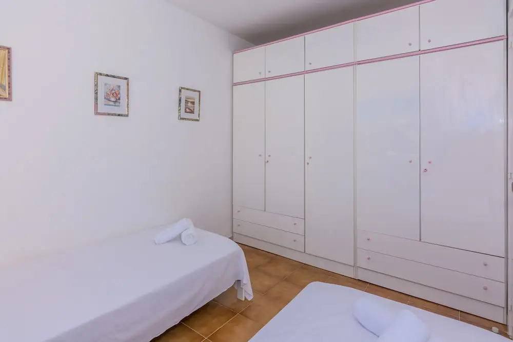 HomeHolidaysRentals Casa Moonlight – Costa Barcelona
