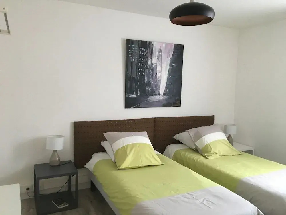 Le 33 Chambres DHtes  Gtes Lens