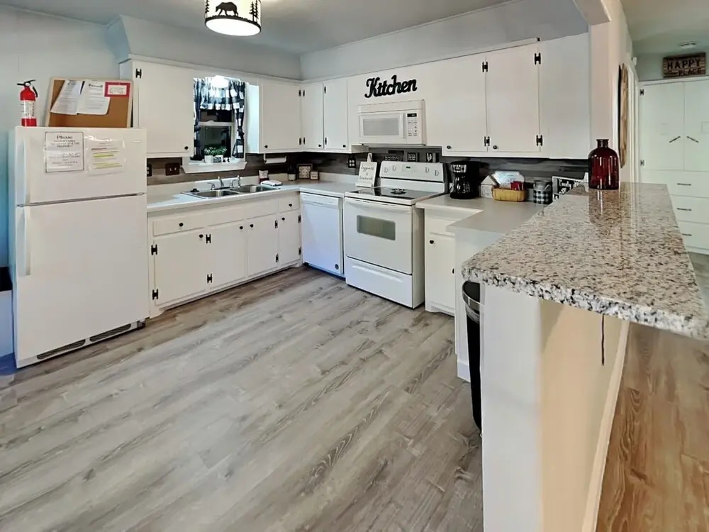 The Elk Meadow Cozy Cabin by Ruidoso Vacation Rentals