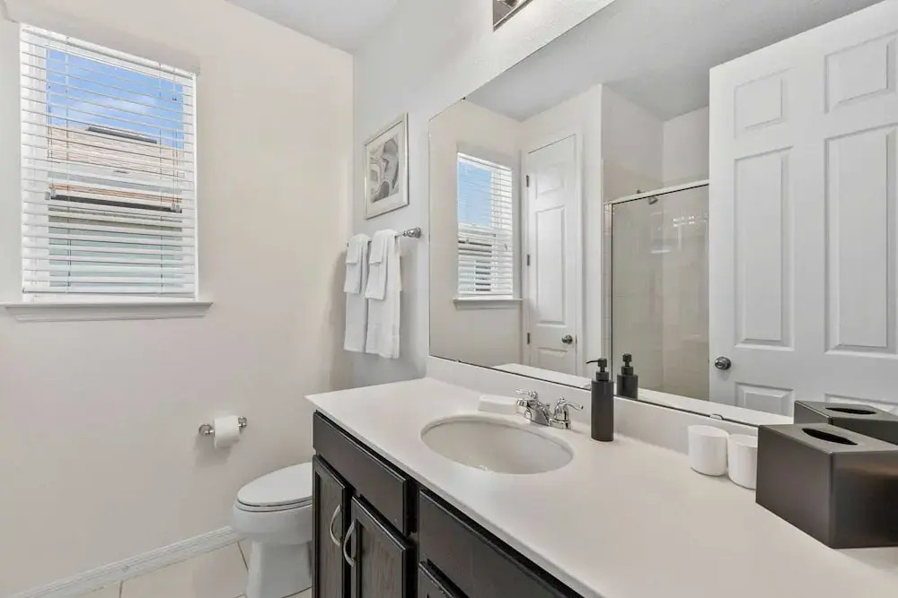 Minutes to Disney Parks + Universal Sleeps 21 w/ Pool, Hot Tub, Game Room