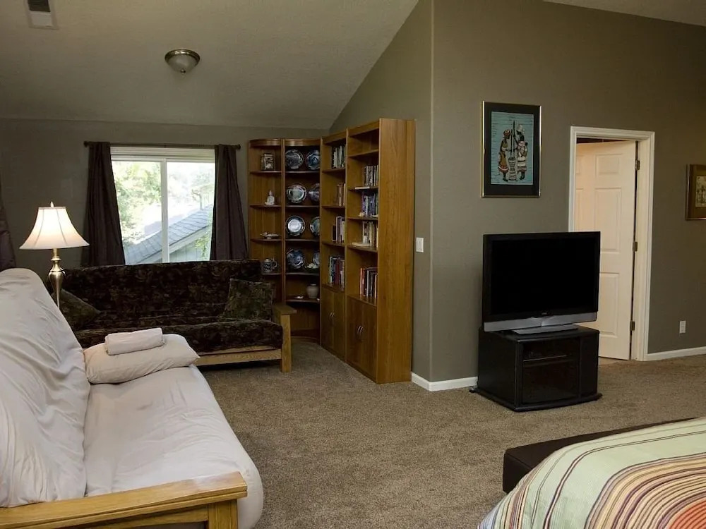 Lincoln City Beach Retreat