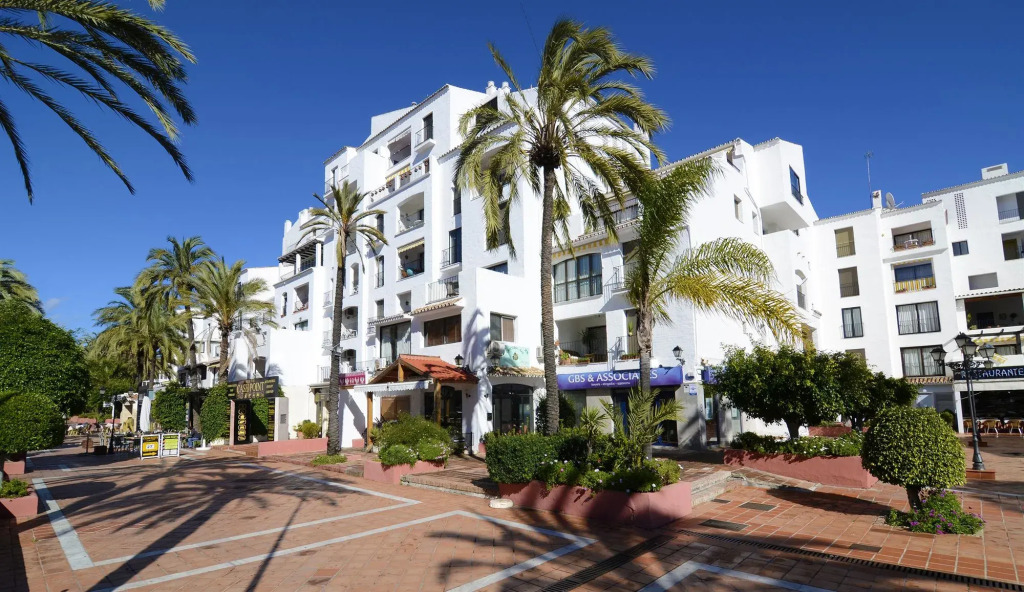 Club Jardines del Puerto