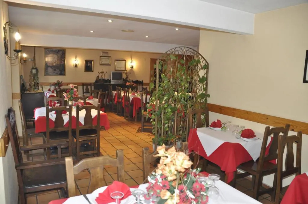 Hotel Tres Arcos