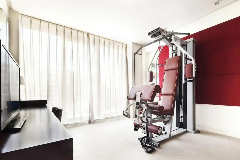 Howard Johnson By Wyndham Parkland Hotel Dalian